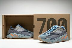 Picture of Yeezy 700 _SKUfc4221013fc